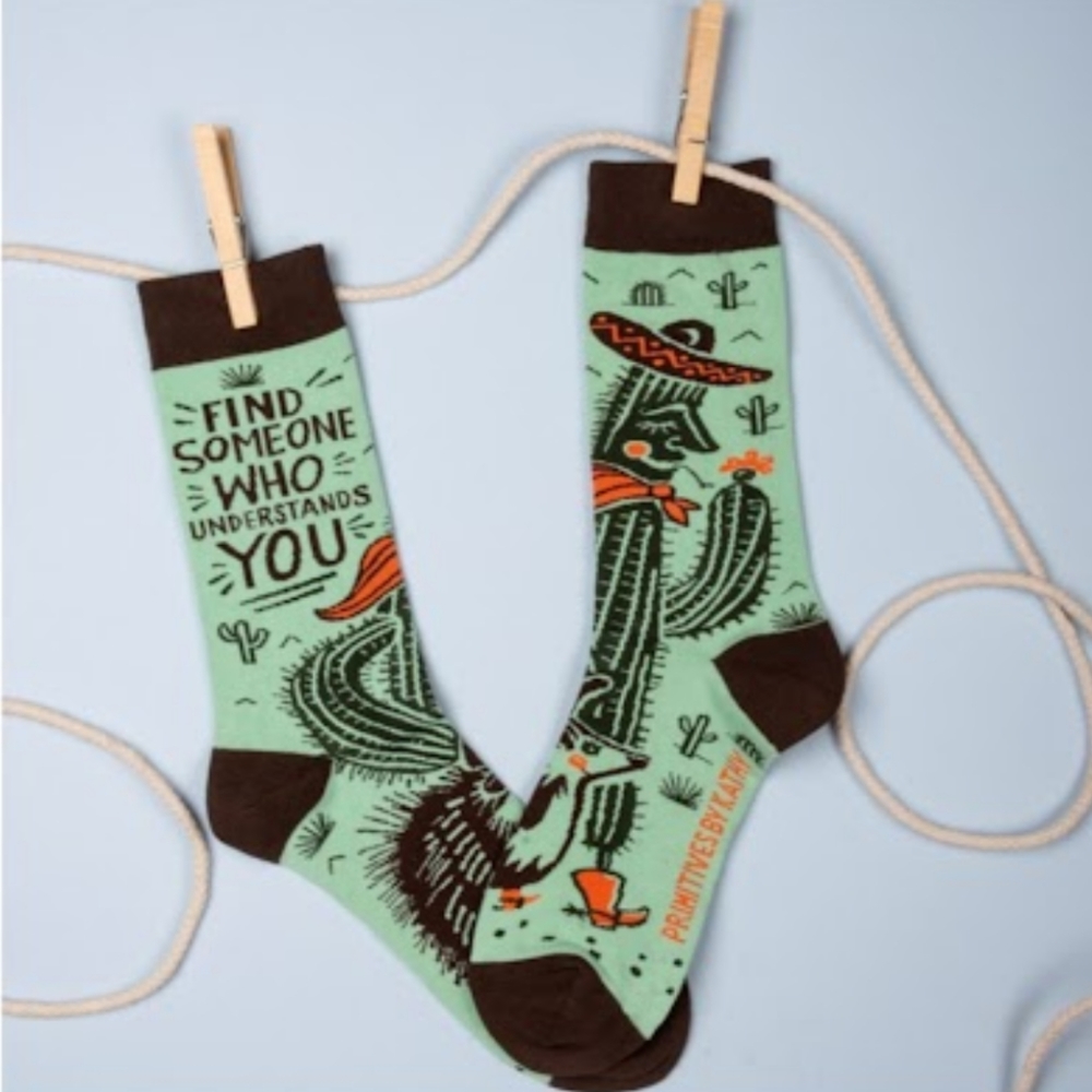 2/$18 Green cactus hombre sentiment socks NWT